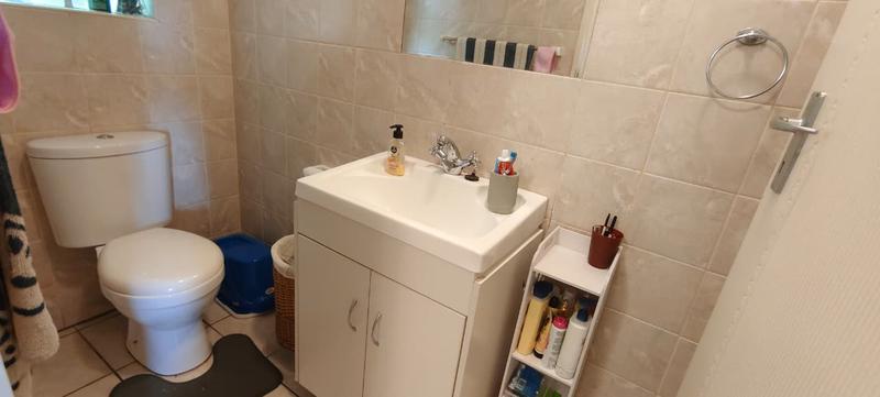 To Let 1 Bedroom Property for Rent in Die Bult North West